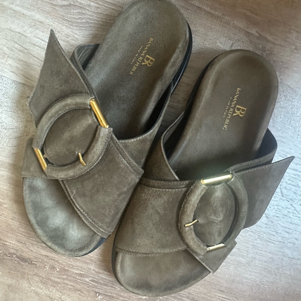 Banana Republic Ravello Sandals